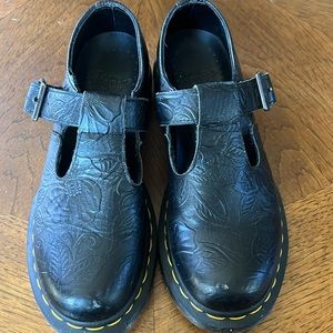 Black embossed Dr. Martens Polley. Size 7